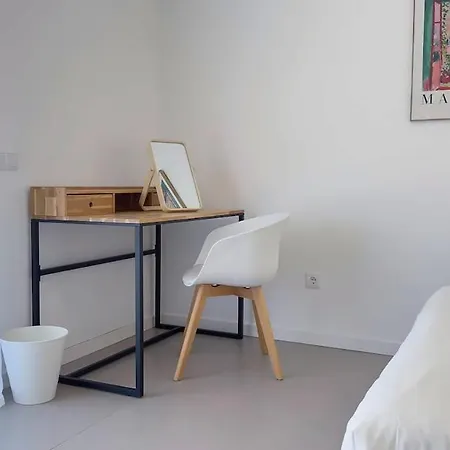 Modern Near بيت للعطل
